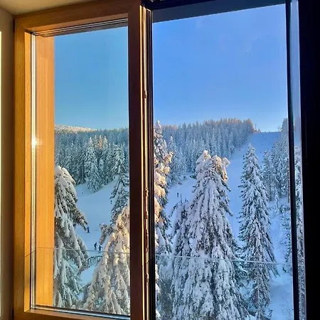 Woodside & By Slopeview Lägenhet *