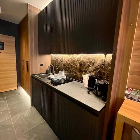 Woodside & By Slopeview Kopaonik