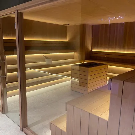 Woodside & By Slopeview Lägenhet