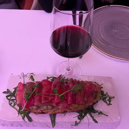 Woodside & By Slopeview